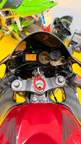 Honda Cbr 954RR | Mobile.bg    7