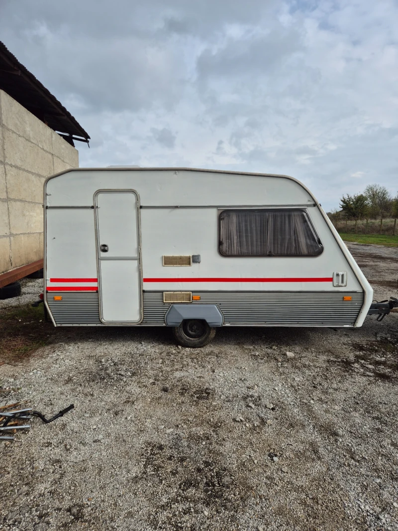 Каравана Beyerland Vaissss, снимка 4 - Каравани и кемпери - 52329832