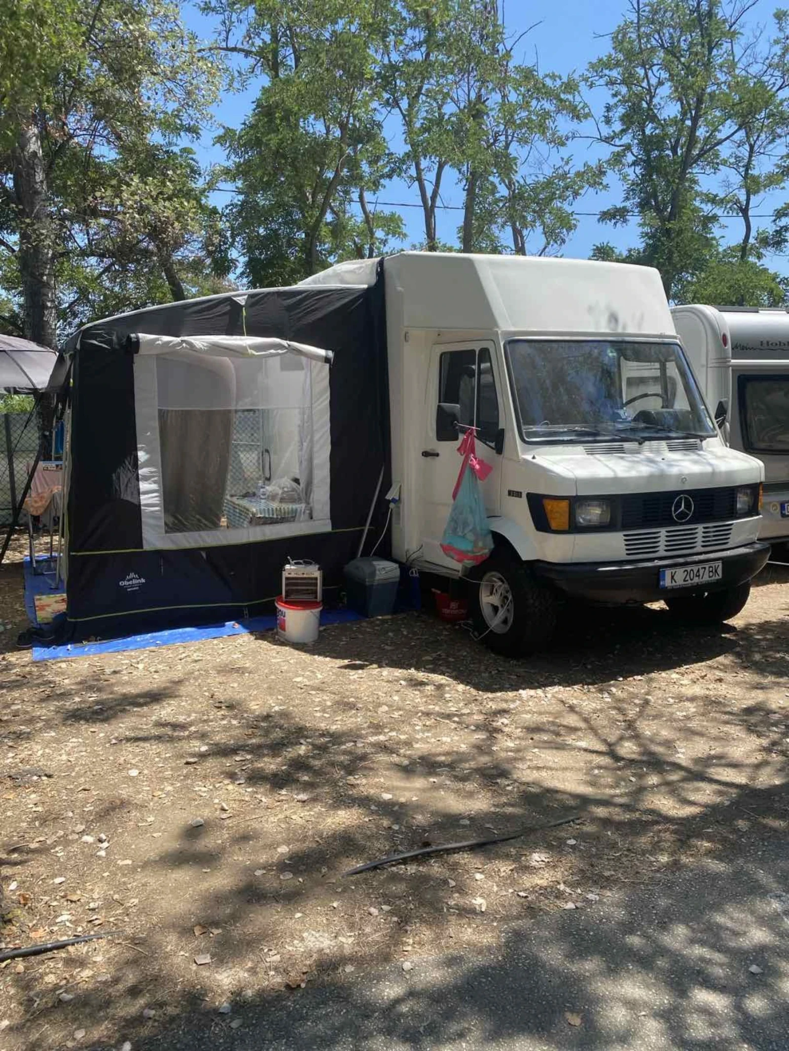 Кемпер Mercedes-Benz T310, снимка 2 - Каравани и кемпери - 54508617