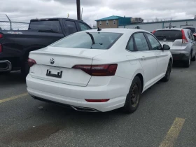 VW Jetta * Execline * ПАНО * ОБДУХВАНЕ * ПОДГРЕВИ * 360 * , снимка 3