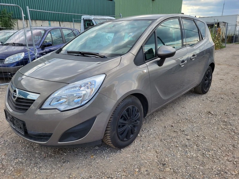 Opel Meriva, снимка 1 - Автомобили и джипове - 48772459