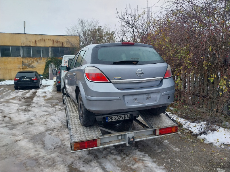 Opel Astra, снимка 11 - Автомобили и джипове - 45418457