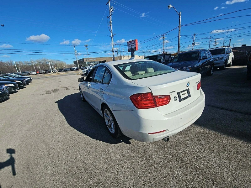 BMW 328 xDrive* хед-ъп* подгрев* keyless* камера* памет, снимка 2 - Автомобили и джипове - 48913151