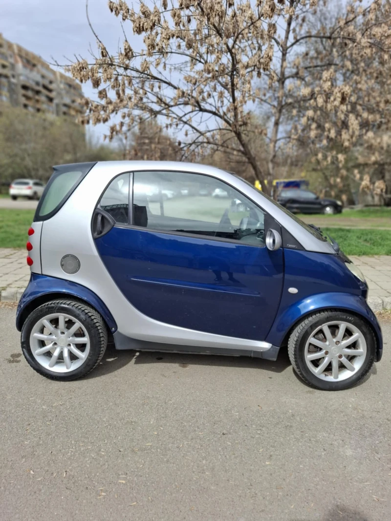 Smart Fortwo, снимка 1 - Автомобили и джипове - 49548375