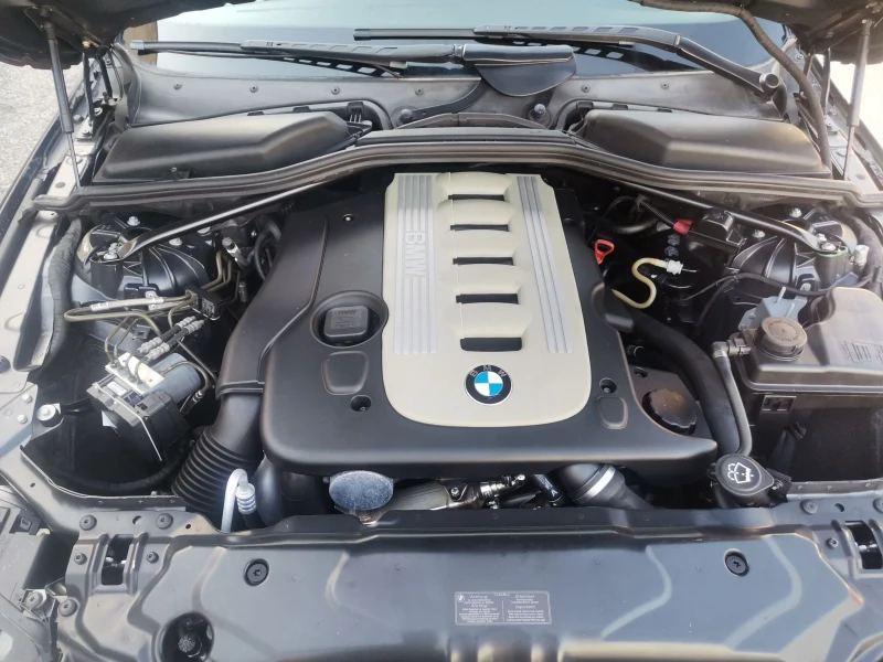 BMW 530 3.0d xenon dynamic топ състояние , снимка 17 - Автомобили и джипове - 49999182