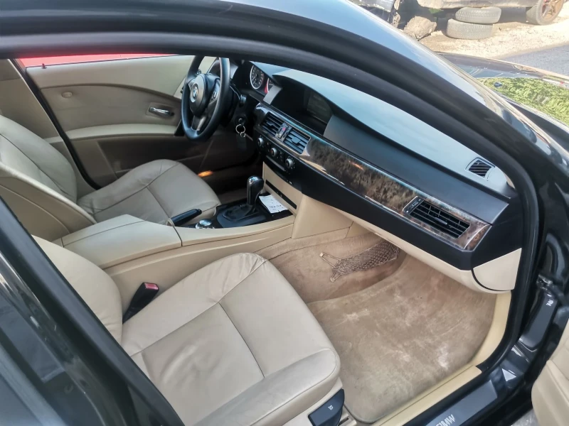BMW 530 3.0d xenon dynamic топ състояние , снимка 11 - Автомобили и джипове - 49999182