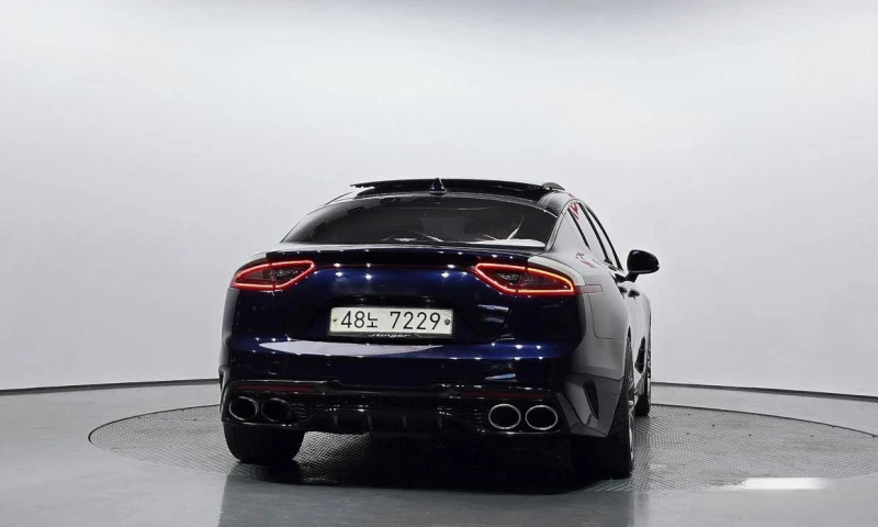 Kia Stinger 3.3 Turbo AWD * НАЙ-ДОБРА ЦЕНА В БЪЛГАРИЯ* , снимка 4 - Автомобили и джипове - 51966989