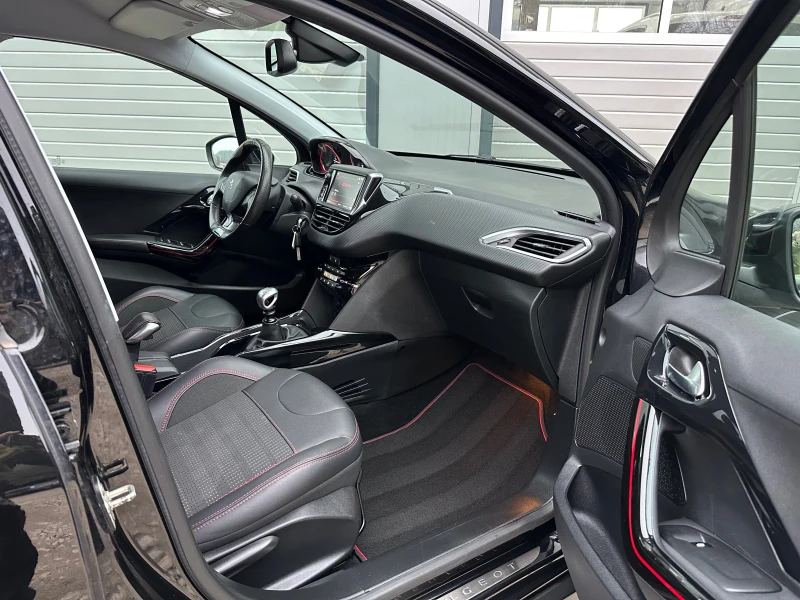 Peugeot 2008 1.6HDI 120кс ФЕЙСЛИФТ GT-line ТОП СЪСТОЯНИЕ, снимка 13 - Автомобили и джипове - 52806625
