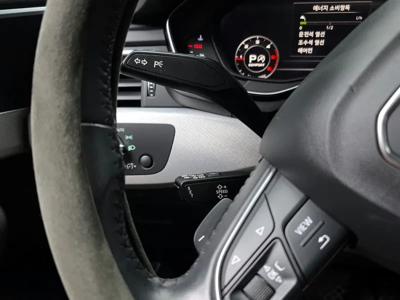 Audi A4 2.0 Tdi Quattro, снимка 17 - Автомобили и джипове - 53466444