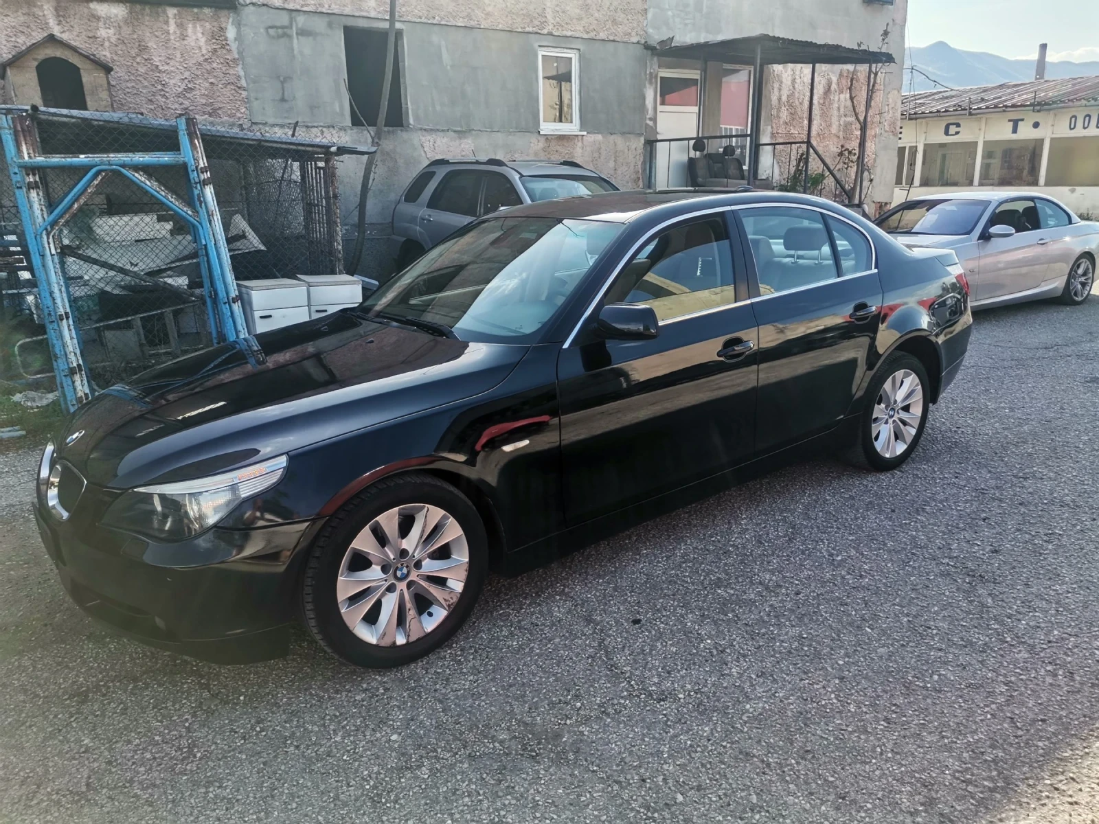 BMW 530 3.0d xenon dynamic топ състояние  - изображение 2