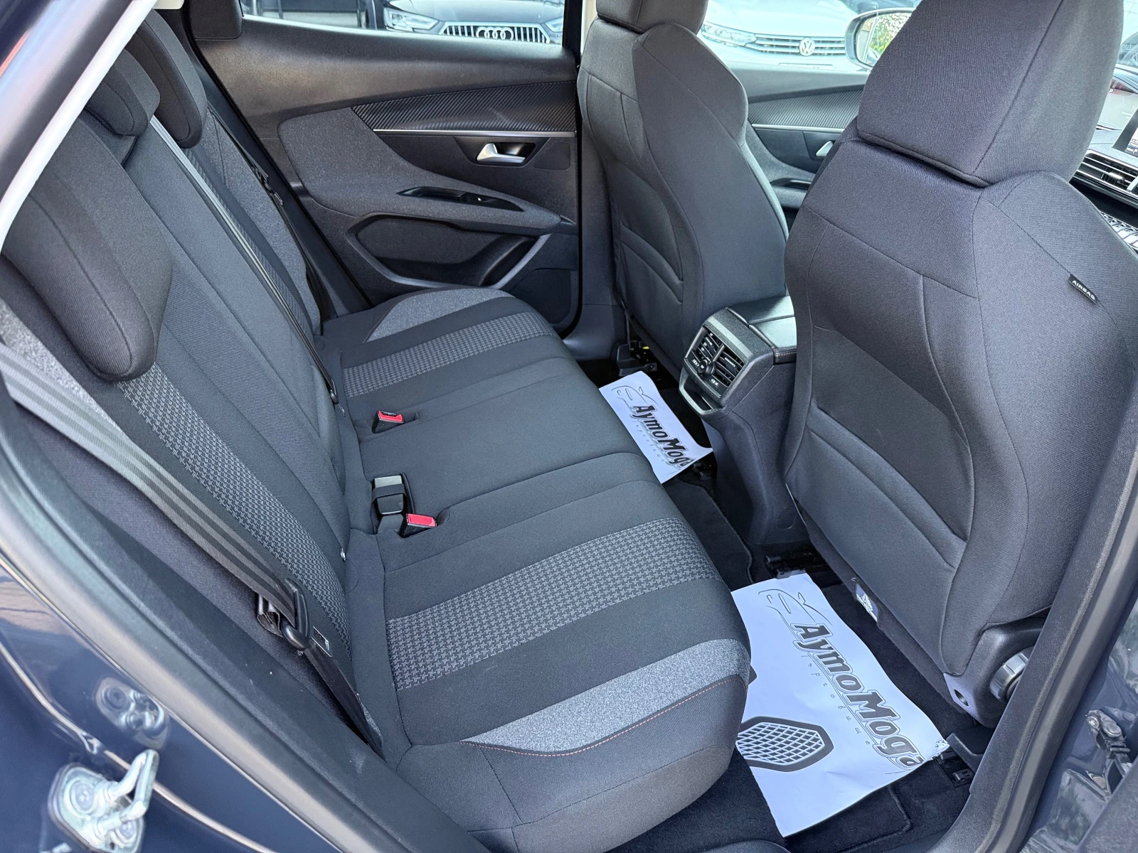Peugeot 3008 1.5 AVTOMAT LED - изображение 10