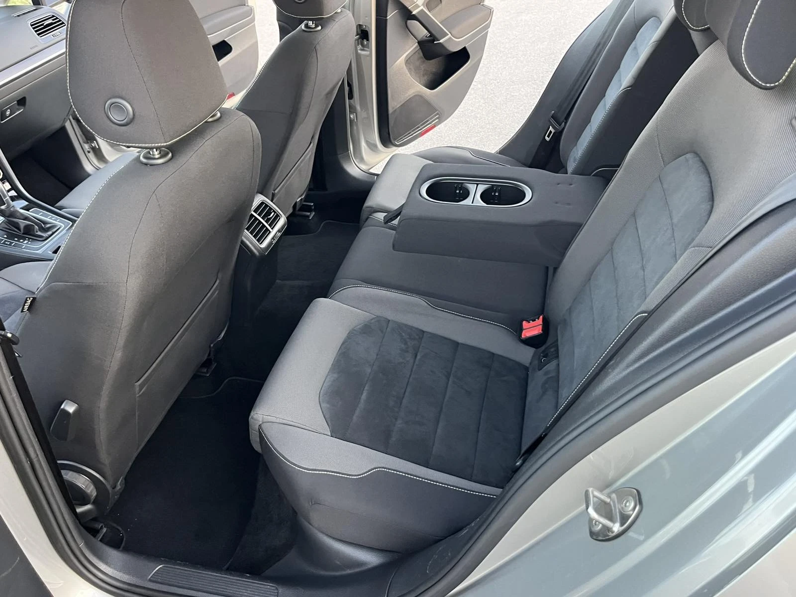 VW Golf 1.6TDI 110кс EURO 6B NAVI АВТОПИЛОТ ВНОС ИТАЛИЯ - изображение 9