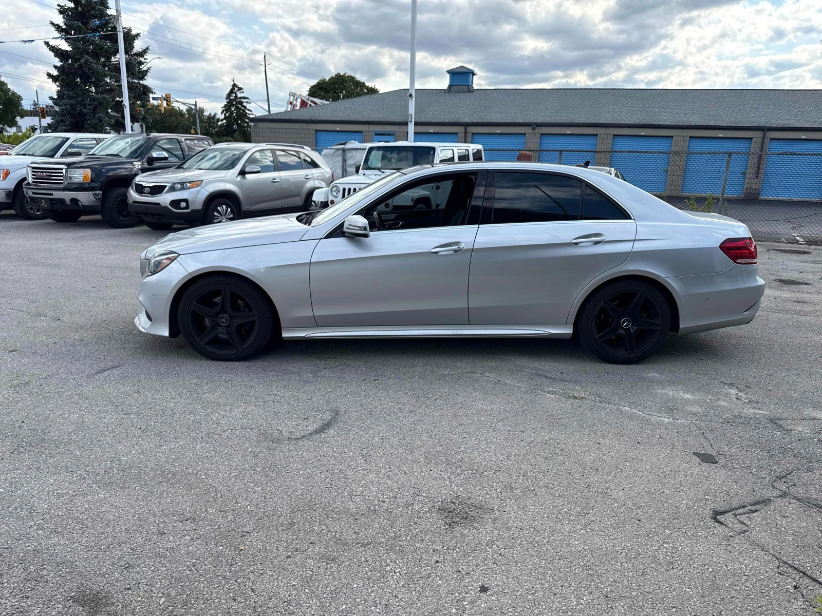 Mercedes-Benz E 350 * * CARFAX * * АВТО КРЕДИТ * *  - изображение 4