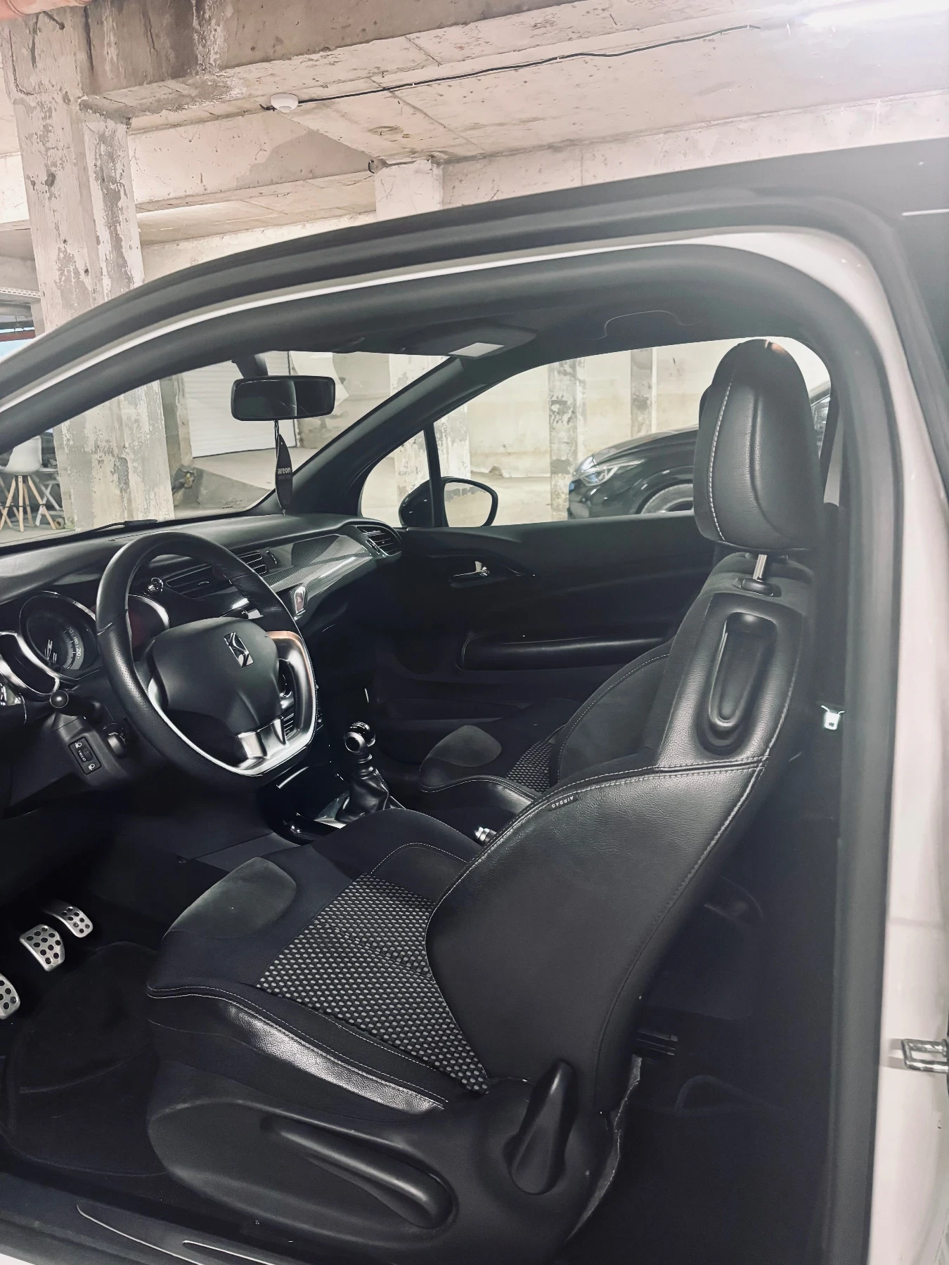 Citroen DS3  - изображение 8