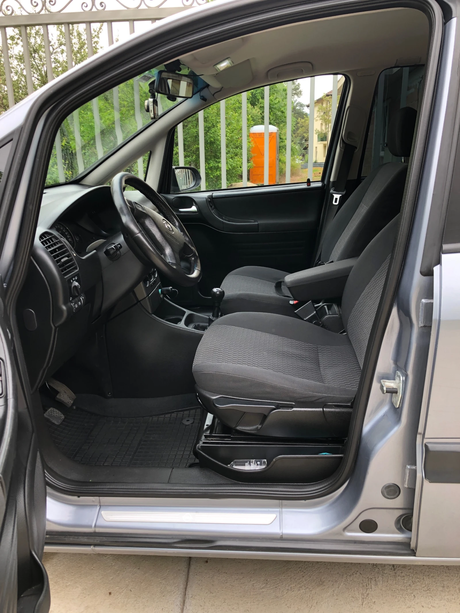 Opel Zafira  - изображение 7