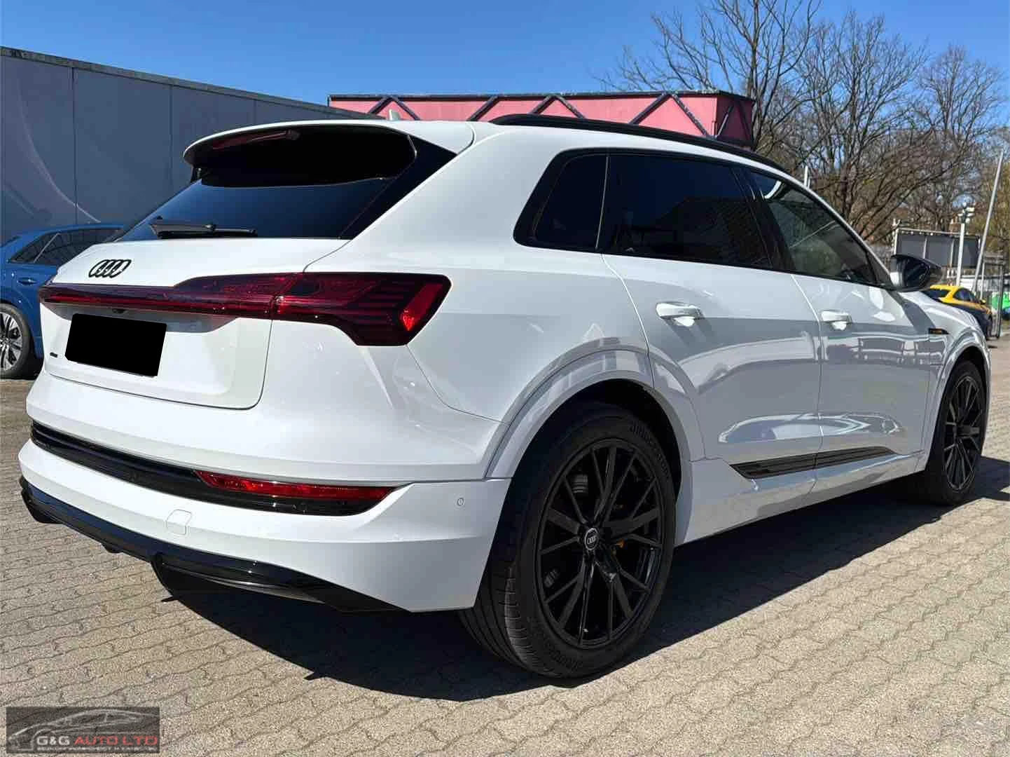 Audi E-Tron 55 СЕРТИФИКАТ/408HP/2xS-LINE/CAM/AHK/H.PUMP/147q, снимка 7 - Автомобили и джипове - 54144808