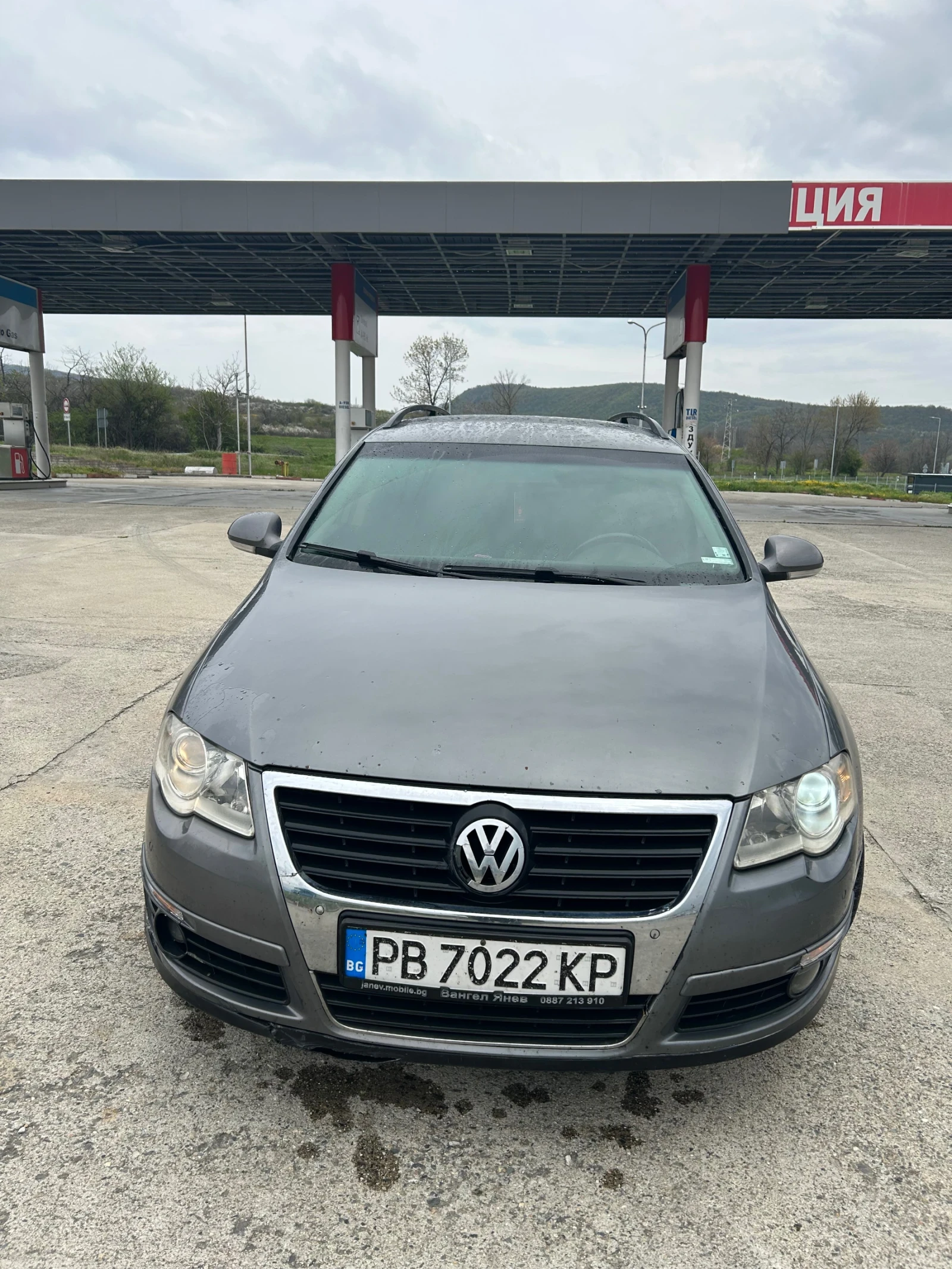 VW Passat 2.0TDI, снимка 3 - Автомобили и джипове - 54223753