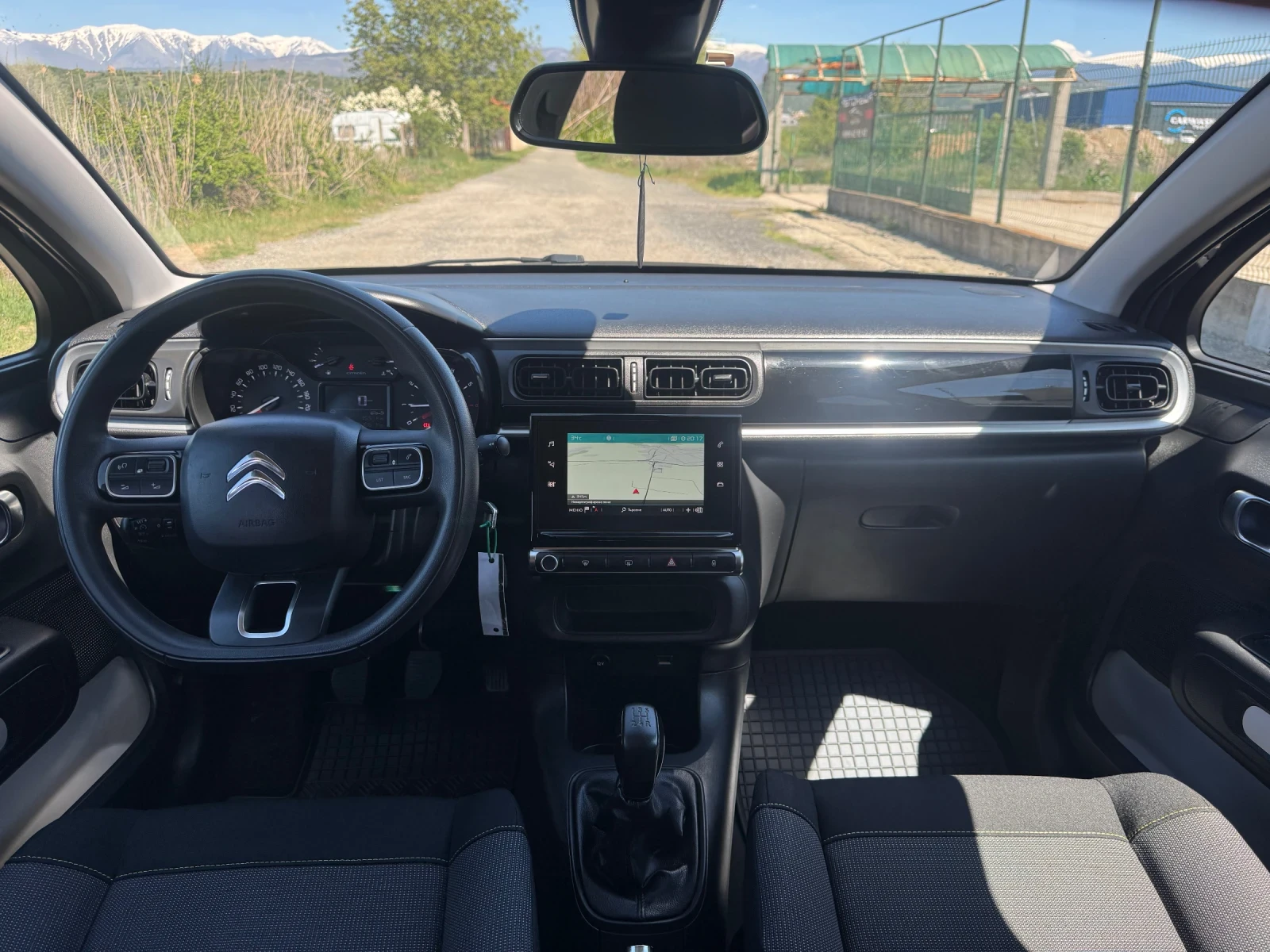 Citroen C3 1.2i * NAVI* SERVICE* , снимка 12 - Автомобили и джипове - 54312136