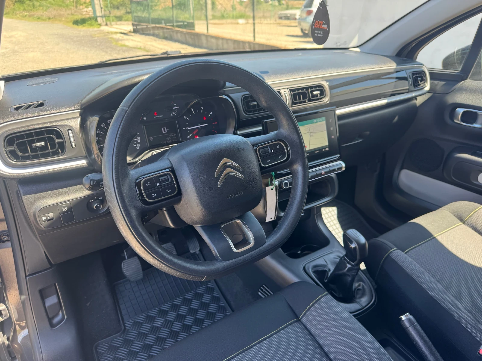 Citroen C3 1.2i * NAVI* SERVICE* , снимка 10 - Автомобили и джипове - 54312136