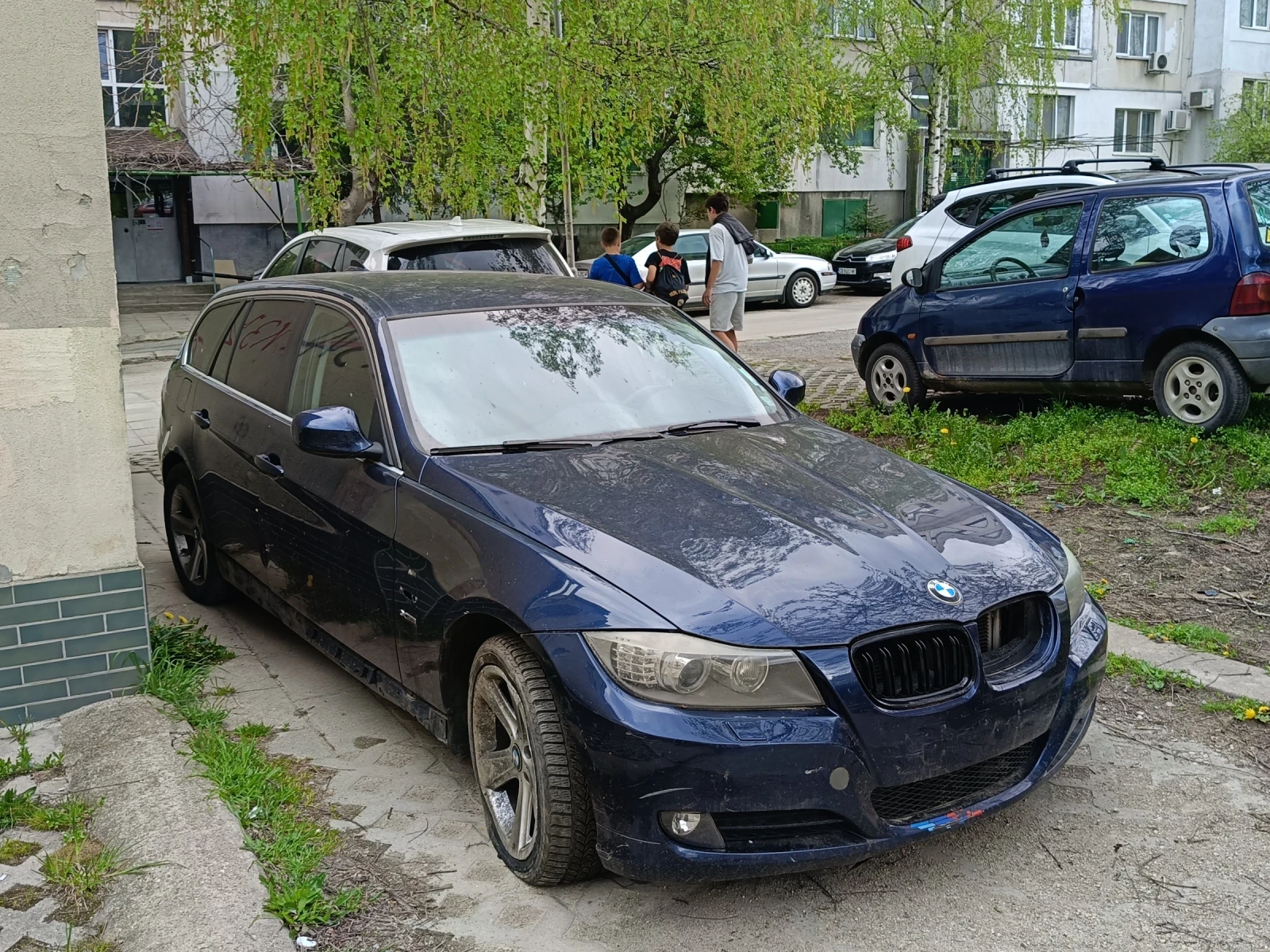 BMW 320, снимка 3 - Автомобили и джипове - 54335444