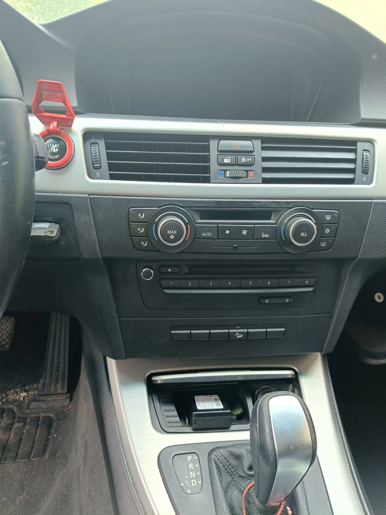 BMW 320, снимка 12 - Автомобили и джипове - 54335444