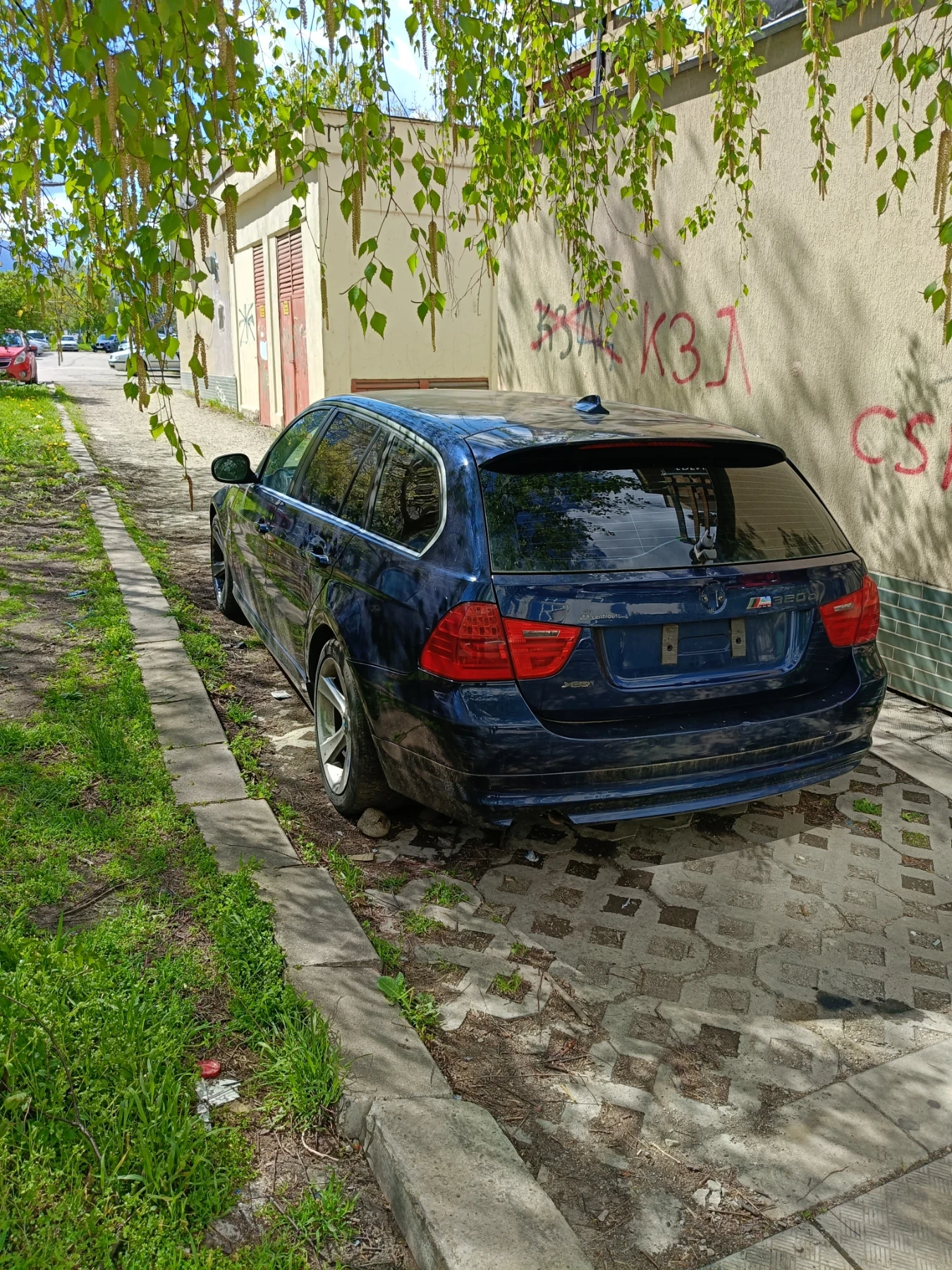 BMW 320, снимка 4 - Автомобили и джипове - 54335444