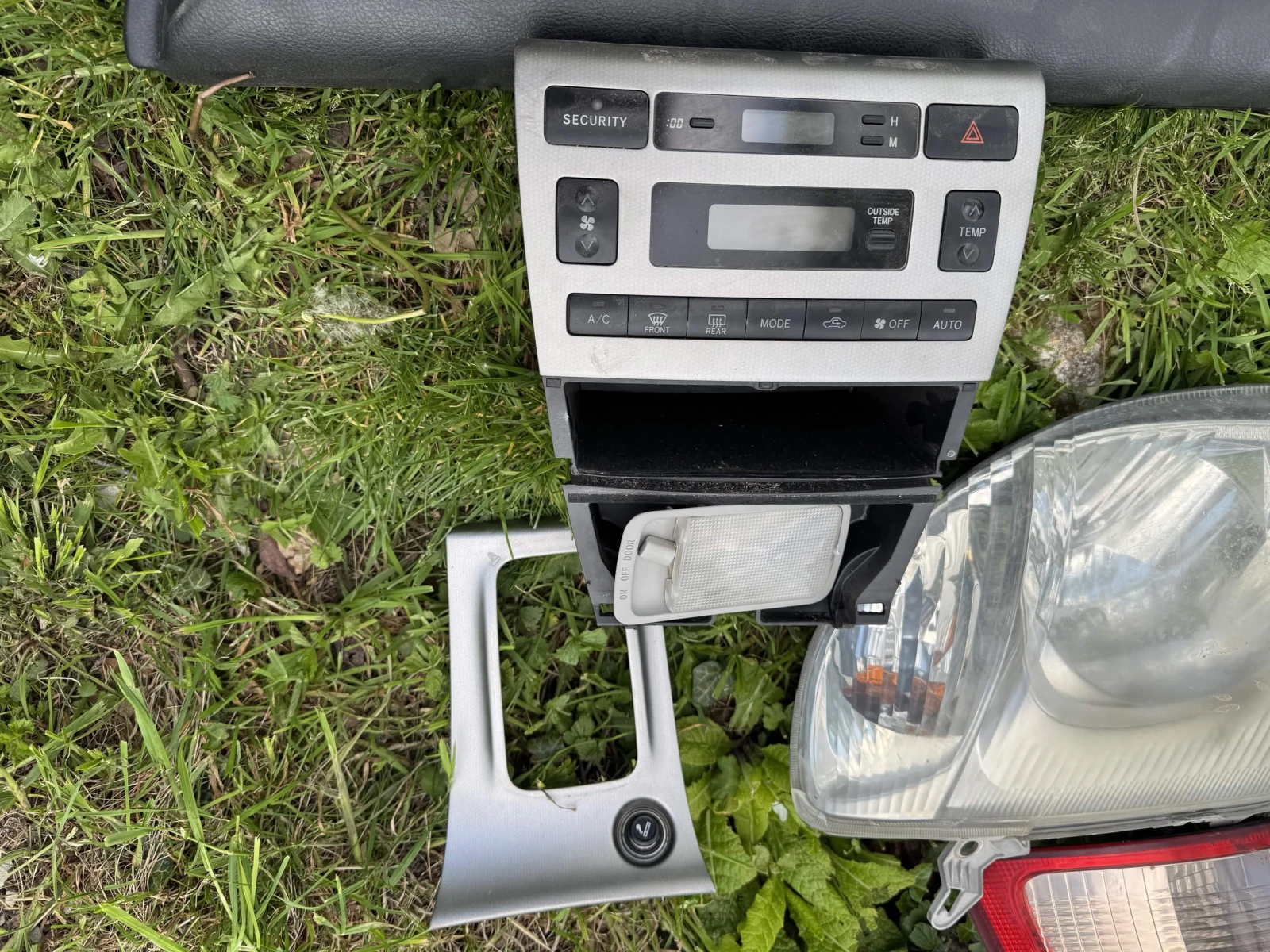 Toyota Corolla, снимка 14 - Автомобили и джипове - 54444215