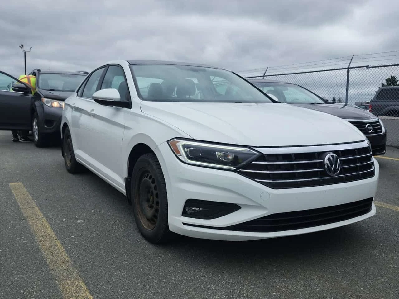 VW Jetta * Execline * ПАНО * ОБДУХВАНЕ * ПОДГРЕВИ * 360 * , снимка 2 - Автомобили и джипове - 54597148