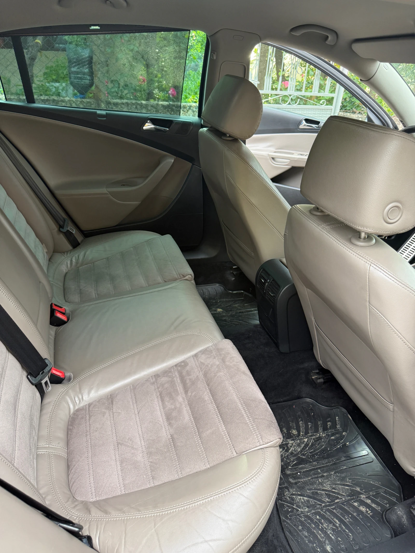 VW Passat B6 2.0TDI Highline , снимка 11 - Автомобили и джипове - 54633834