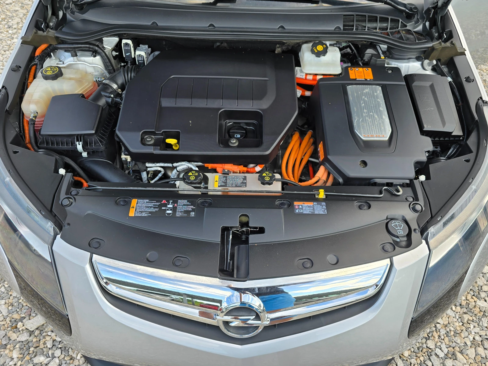 Opel Ampera 1.4 Plyg in Hybrid, снимка 17 - Автомобили и джипове - 54864517