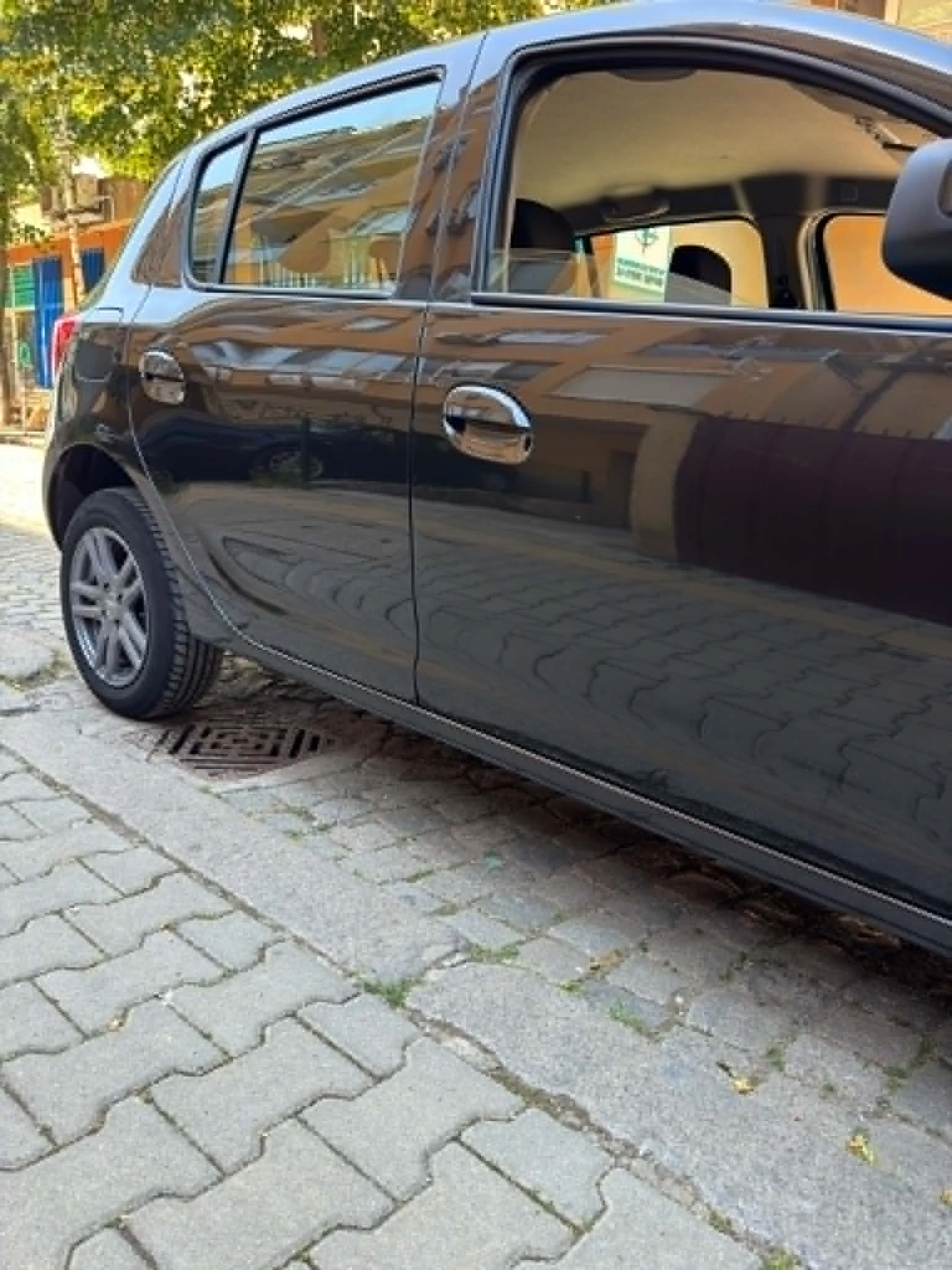 Dacia Sandero DCI, снимка 13 - Автомобили и джипове - 54986953