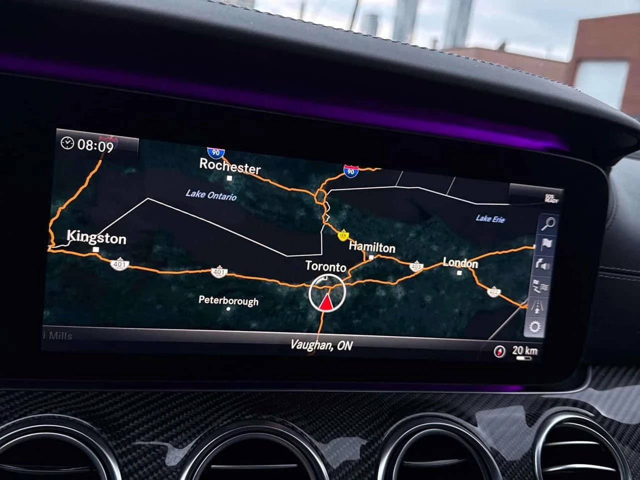 Mercedes-Benz E 63 AMG S/CARFAX/FULL MAX/ДИСТРОНИК/МАСАЖИ/360 КАМ/, снимка 16 - Автомобили и джипове - 55065022