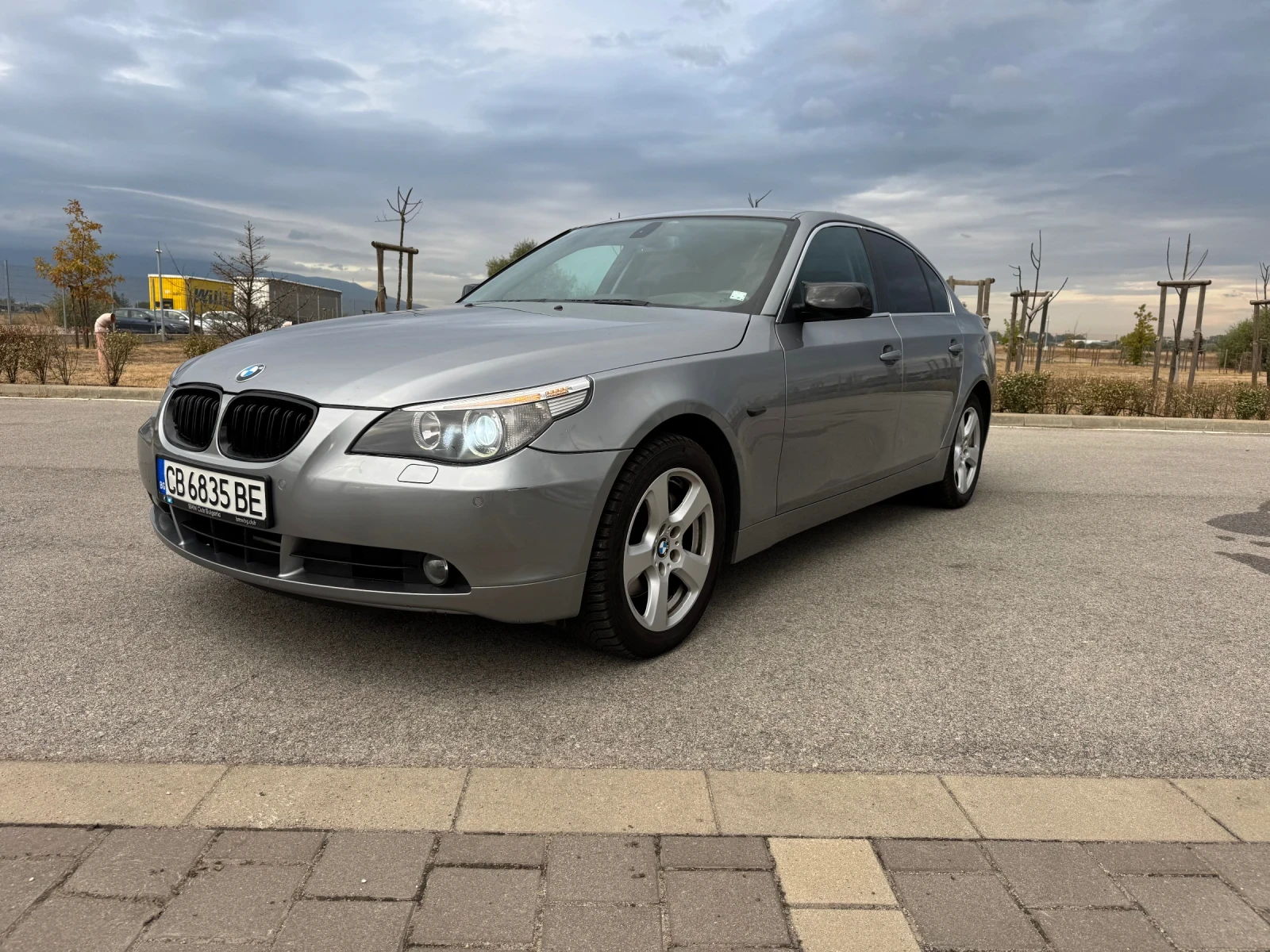 BMW 530