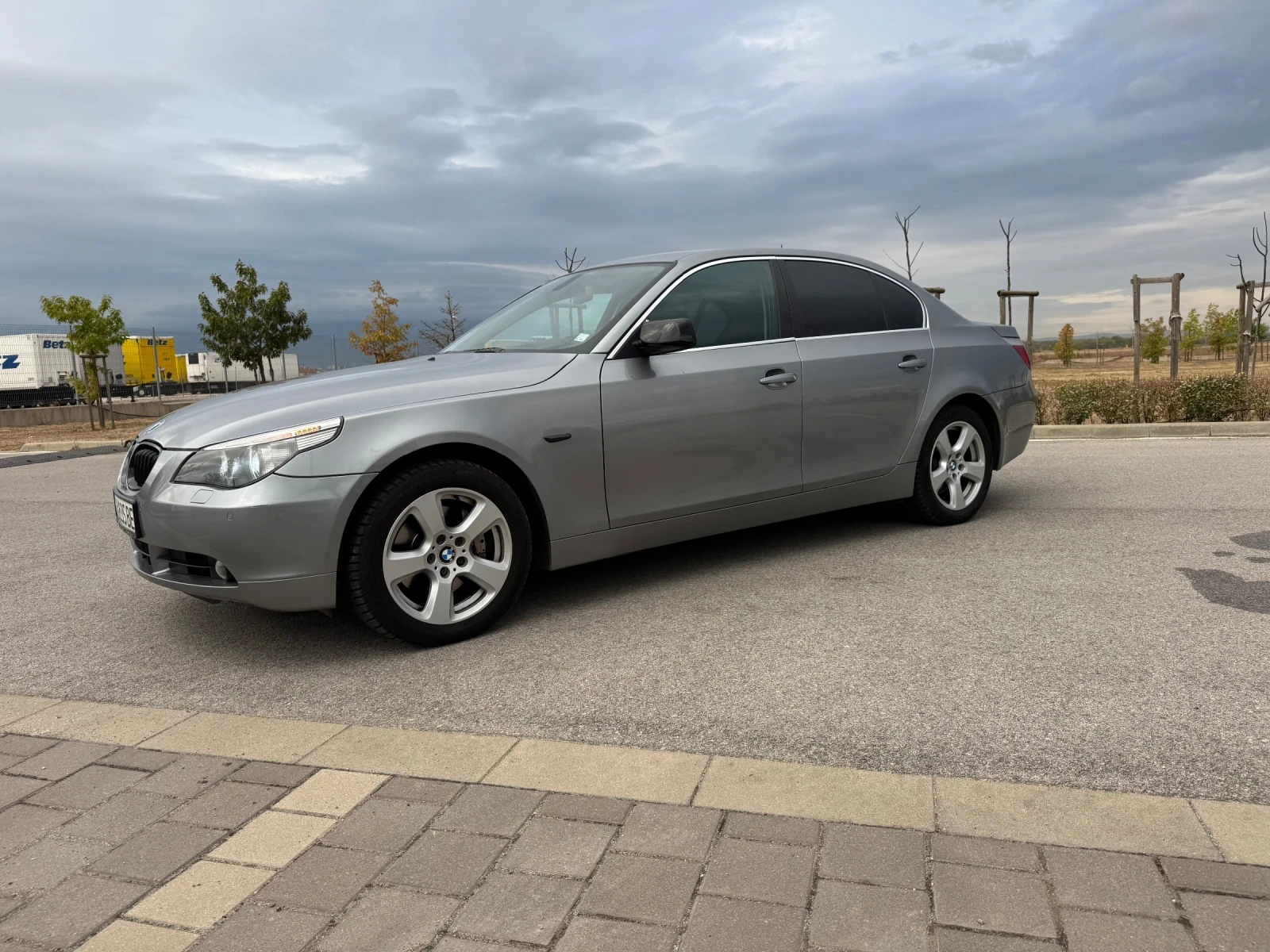 BMW 530, снимка 2 - Автомобили и джипове - 56019848