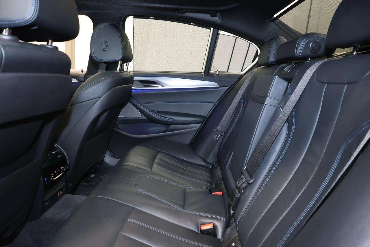 BMW 540 * 540i 540i xDrive MPKG| SUNROOF| NAVI| 360CAM| 2x, снимка 10 - Автомобили и джипове - 56063098