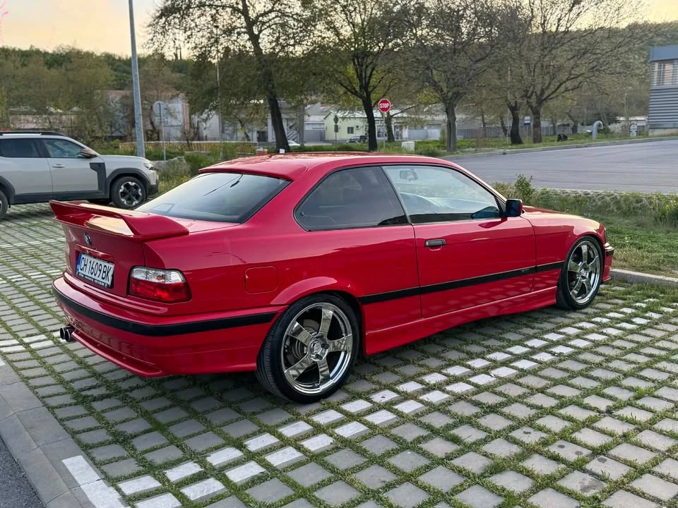 BMW 318 is, снимка 9 - Автомобили и джипове - 56629992
