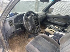 Toyota Hilux, снимка 3