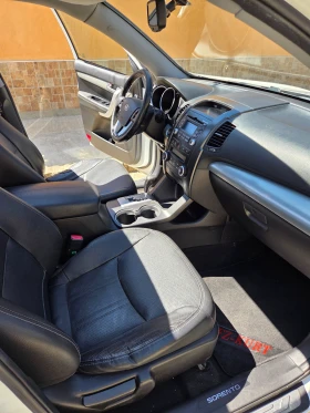 Kia Sorento 2.2 AWD, снимка 11