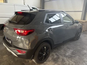 Kia Stonic - 12500 € / 24447.88 лв. - 71922229 3