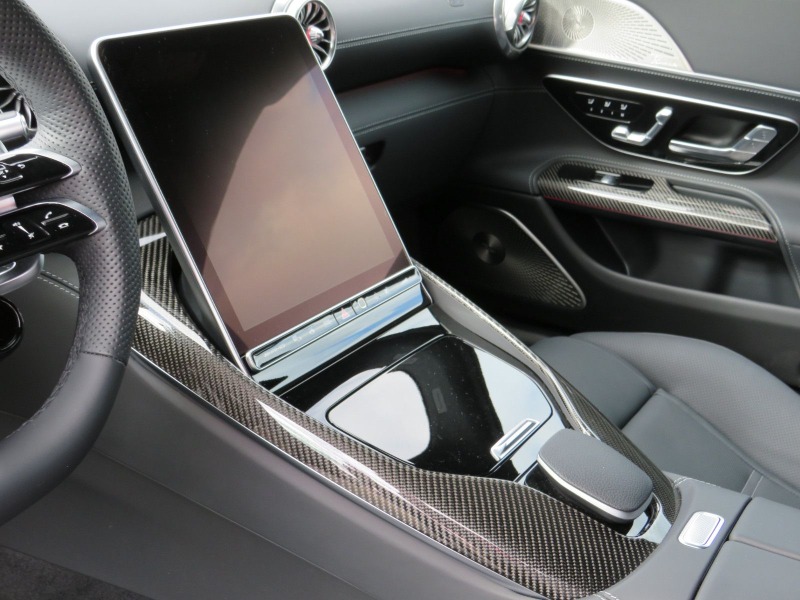 Mercedes-Benz SL 63 AMG 4Matic+*Liftsystem*Aeordynamikpaket*Night, снимка 14 - Автомобили и джипове - 43394260