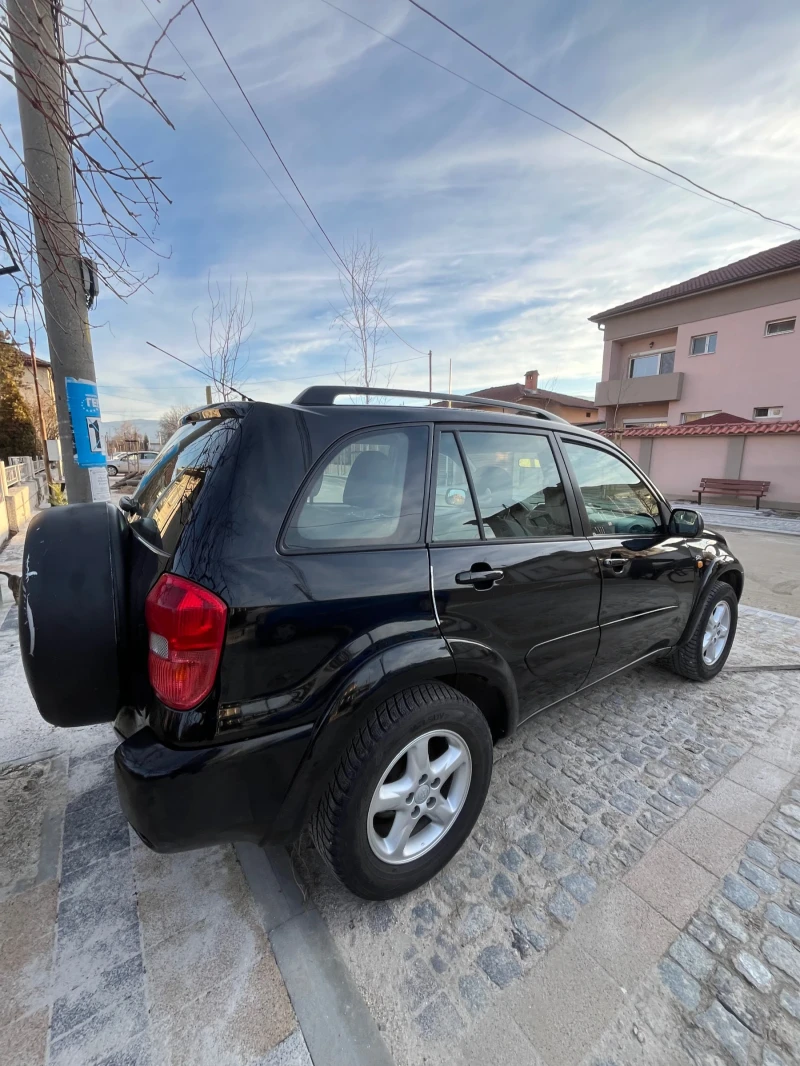 Toyota Rav4 2.0 D4-D, снимка 5 - Автомобили и джипове - 48767467