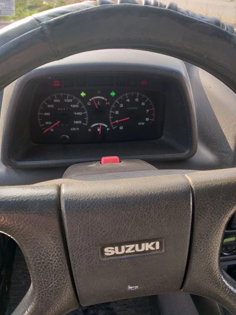 Suzuki Vitara, снимка 5 - Автомобили и джипове - 49211399