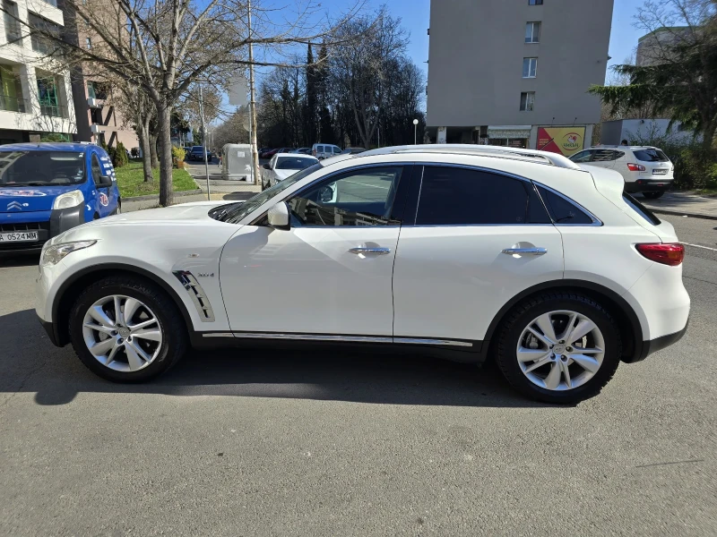 Infiniti QX70, снимка 1 - Автомобили и джипове - 49585911