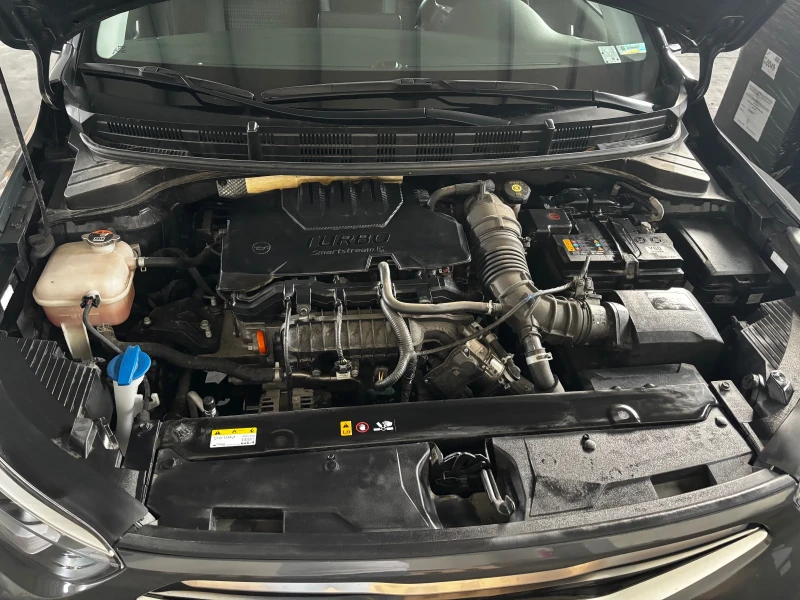 Kia Stonic, снимка 12 - Автомобили и джипове - 53226838