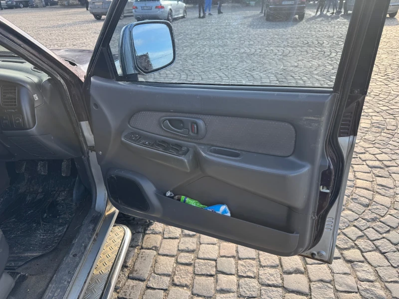 Mitsubishi L200, снимка 7 - Автомобили и джипове - 53470418