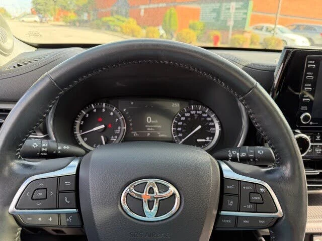 Toyota Highlander Limited PANO* * CAM* BLINDSPOT* CARPLAY*  | Mobile.bg   15