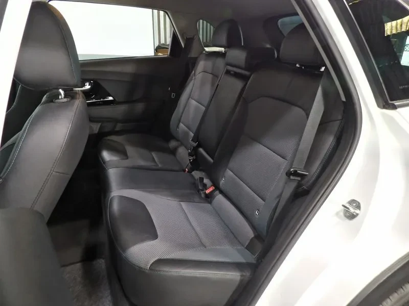 Kia Niro E-Niro 64kw Thmpump, снимка 6 - Автомобили и джипове - 55025842