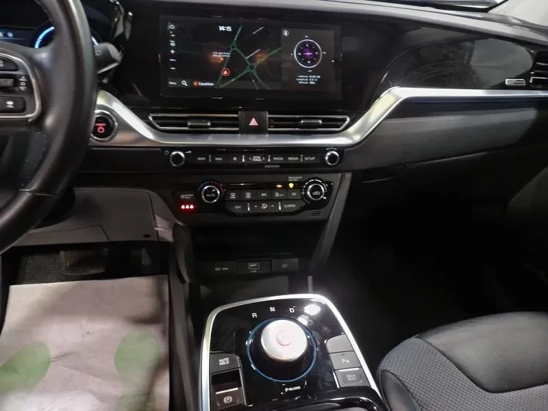 Kia Niro E-Niro 64kw Thmpump, снимка 8 - Автомобили и джипове - 55025842