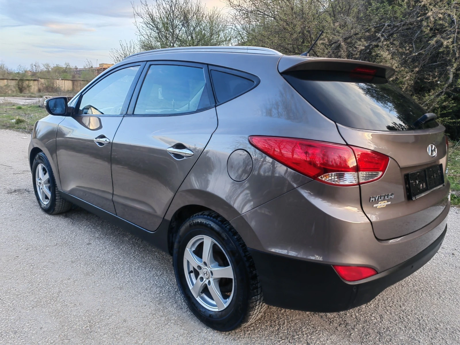 Hyundai IX35 2.0 4x4 - изображение 4