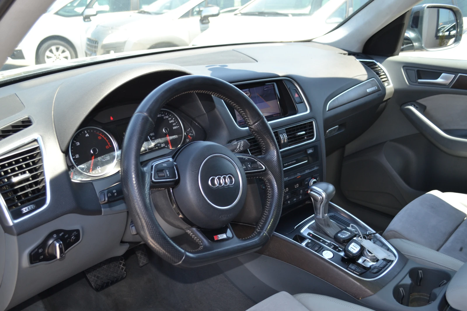 Audi Q5 3.0TDI-FULL - изображение 9